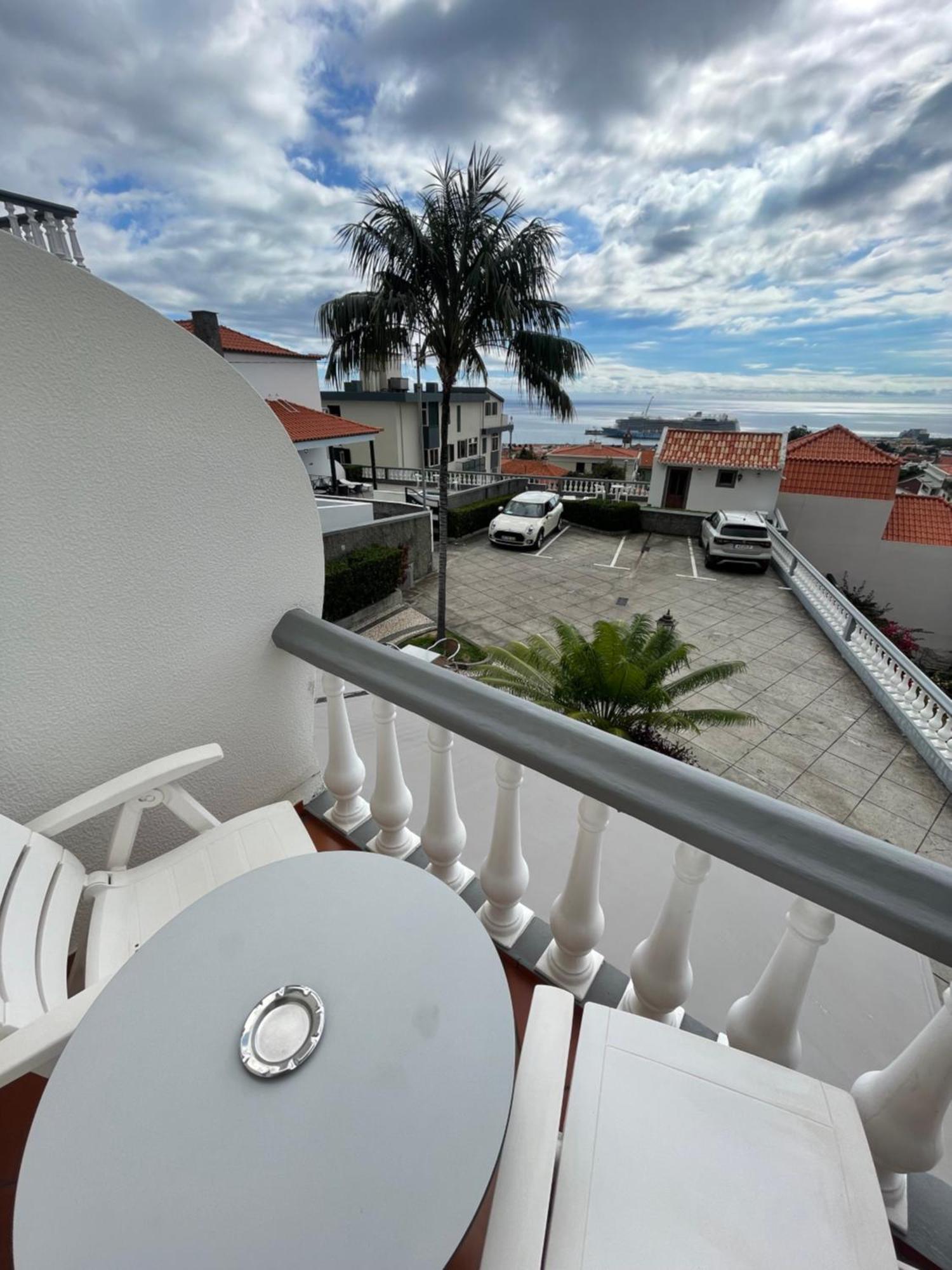 Valhalla Panorama - The Old Residencial Pina フンシャル 部屋 写真