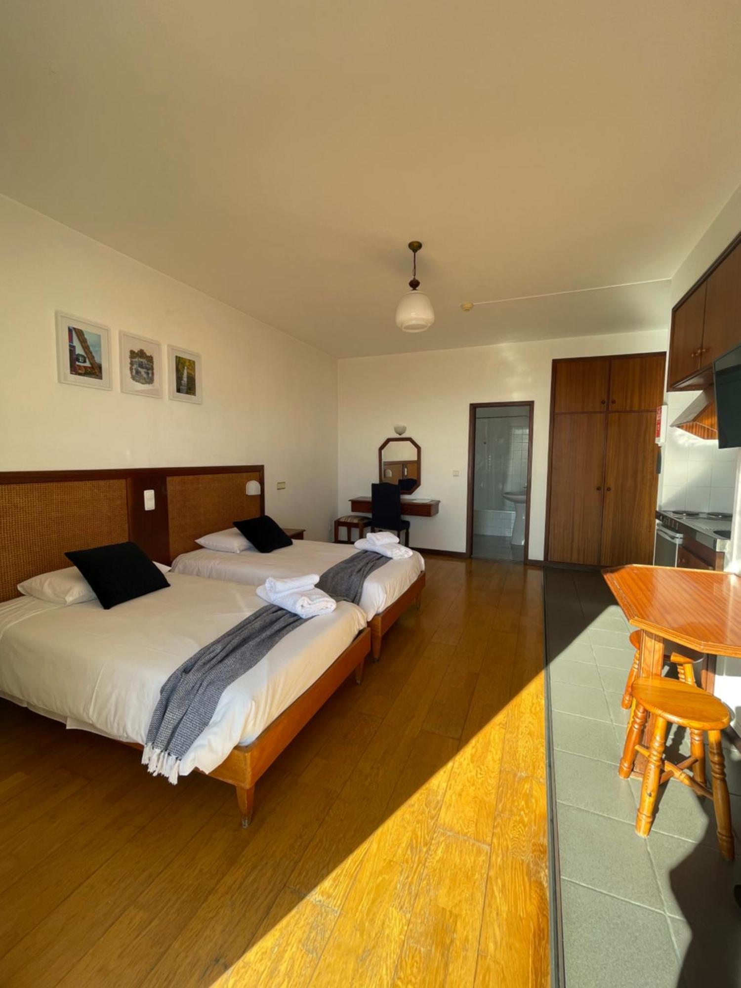 Valhalla Panorama - The Old Residencial Pina フンシャル 部屋 写真
